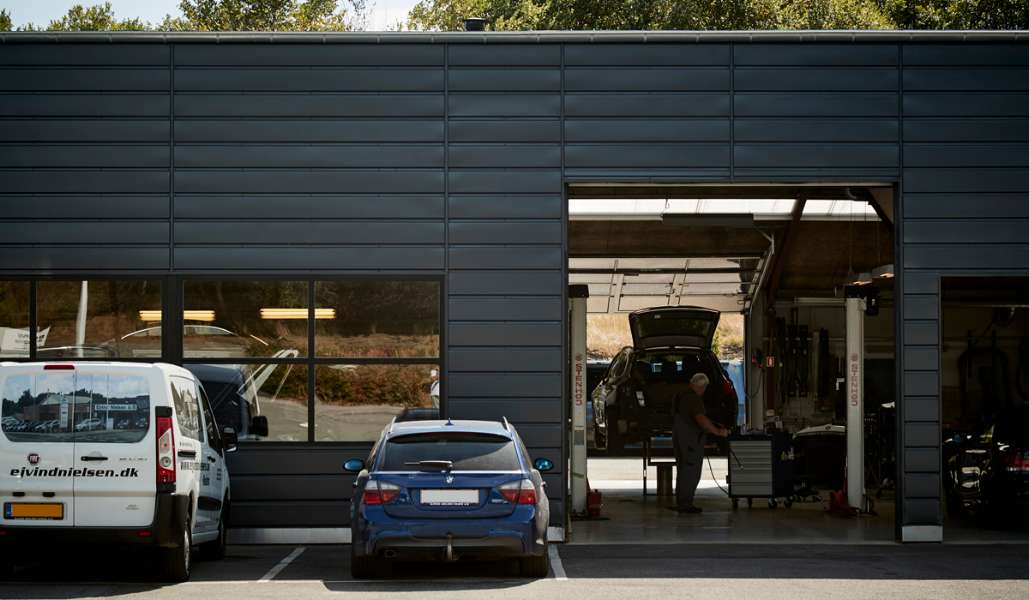 BMW og Fiat, Hostrupvej 79, 9500 Hobro